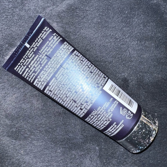 New Sealed Monat Volumizing Revive Shampoo w/ Rejuveniqe Travel Size 2 fl oz - Picture 2 of 3